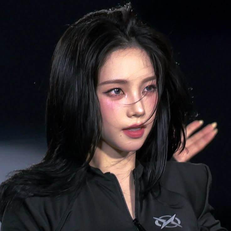 지민 대표 이미지