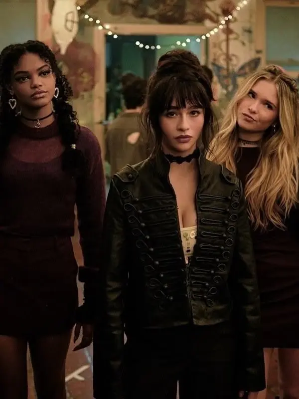 GiddyEmber6936의 Coven Academy
