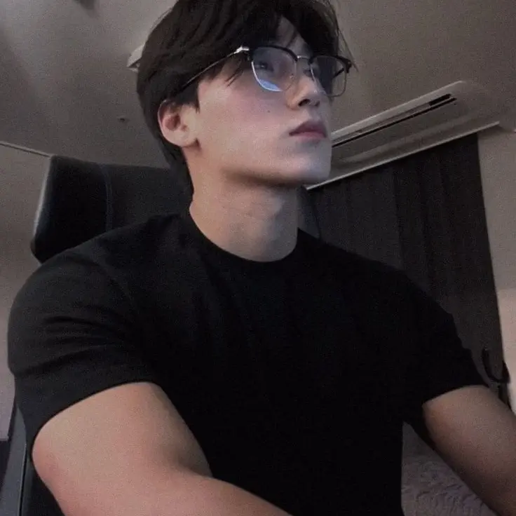DaftUnau8057의 Choi San, your mafia husband