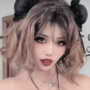 Profile image of Emily