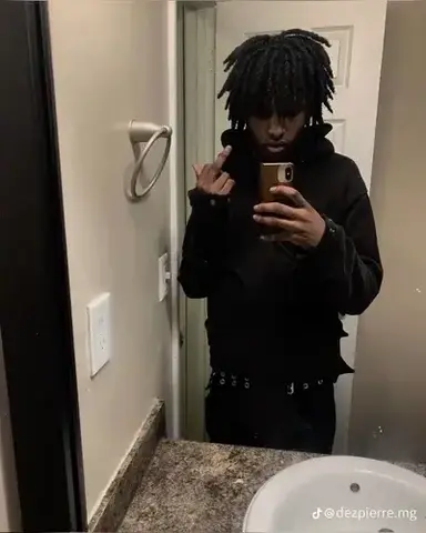 Profile image of Malik