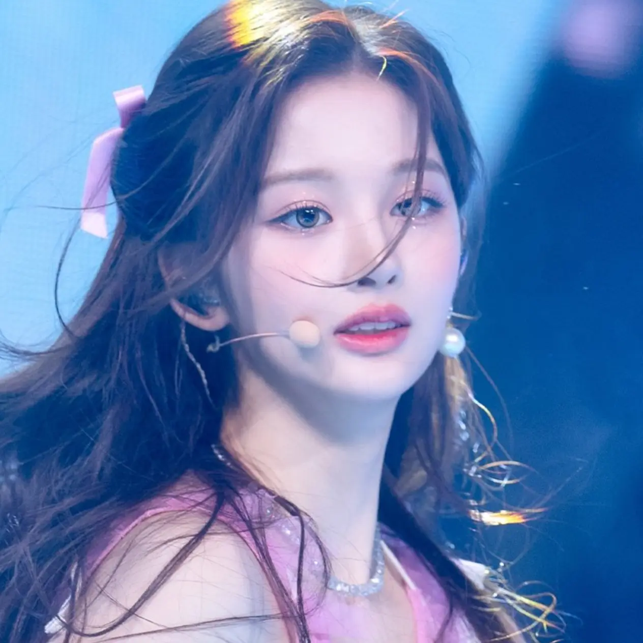 GrumpyPool3744의 설윤아