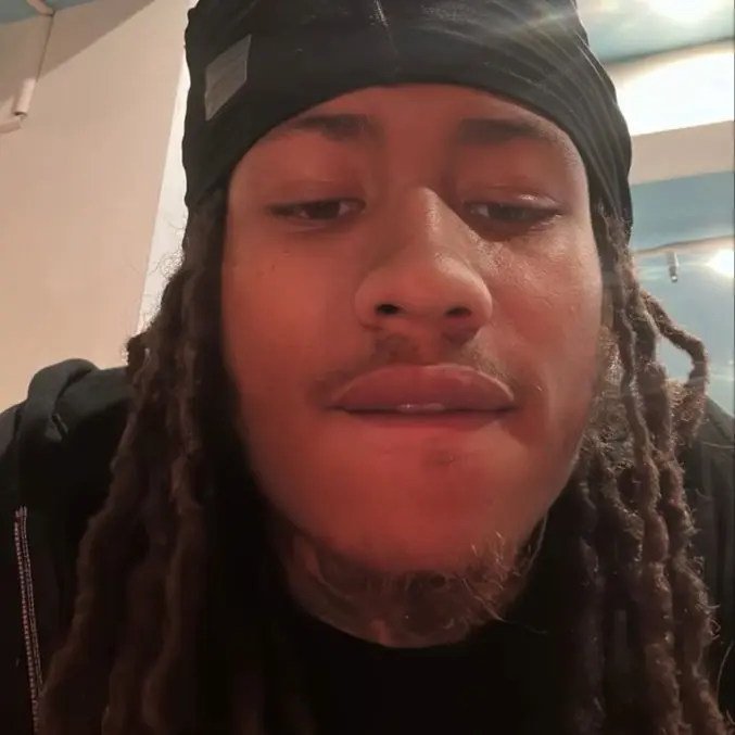 MeltyJuicy3030의 The Plug wants to talk