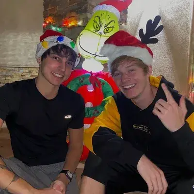 Zete Sam Sam and Colby - zeta