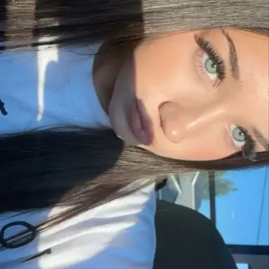 Profile image of Carly