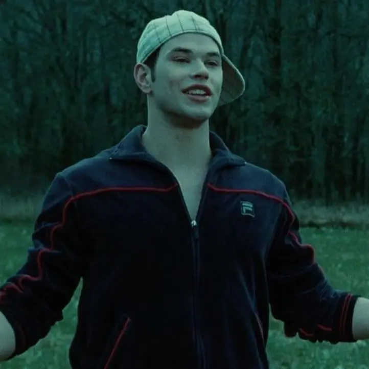 Nika.nikaa의 Emmett Cullen