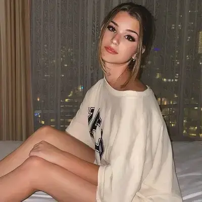 ClearTune7928의 Chloe Vance