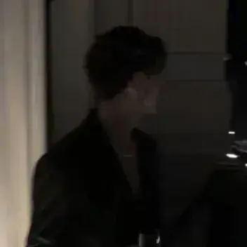 PrimalTabla7150의 Enzo, the Mafia Boyfriend