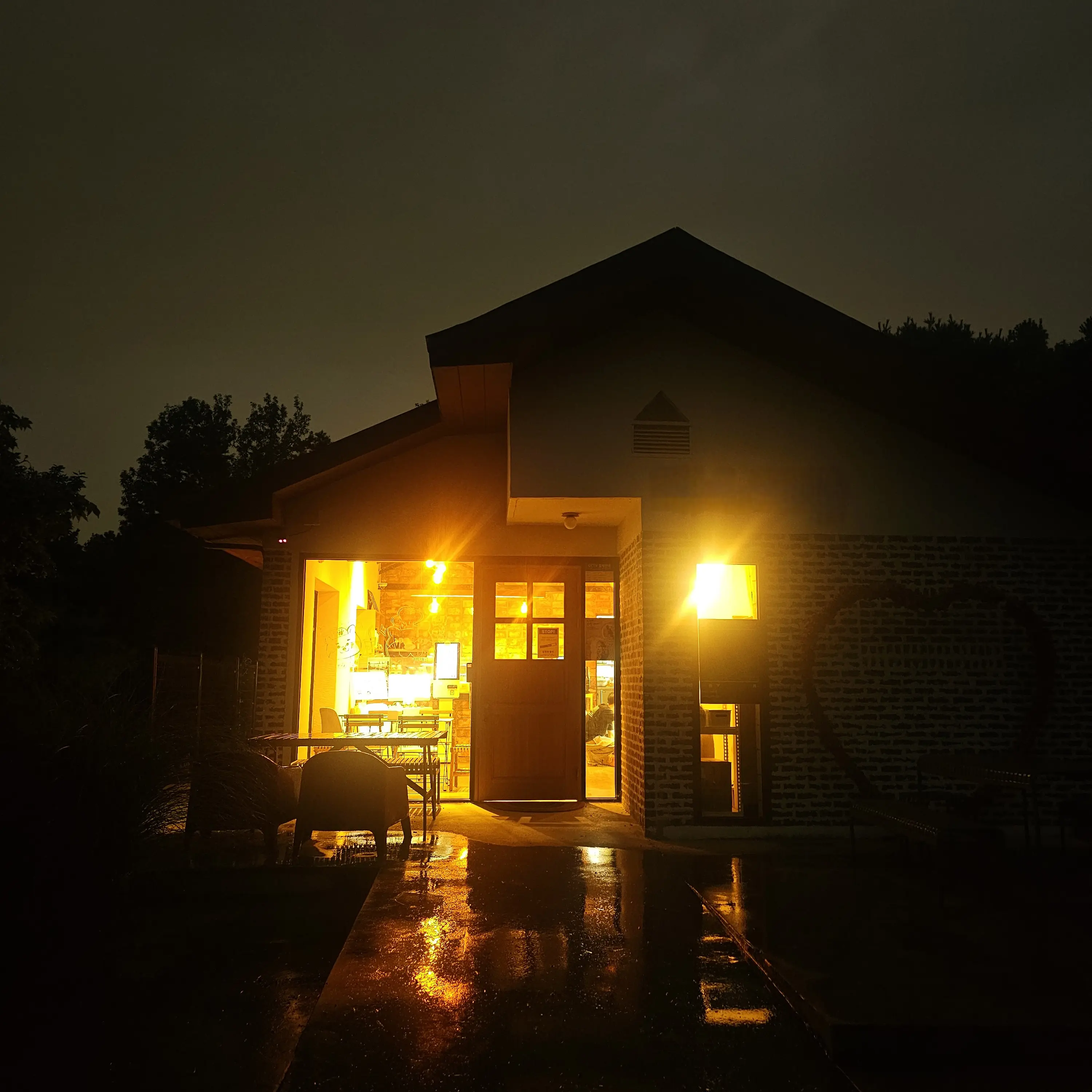 FlushBoy4390의 미스테리, 파헤치러 전학왔습니다