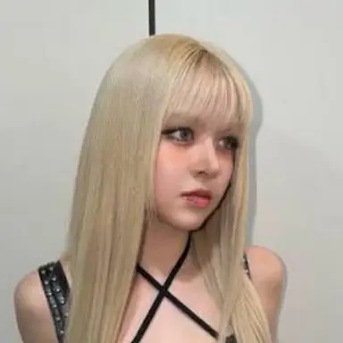 Profile image of Lily
