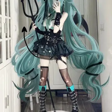 Profile image of cosplay con