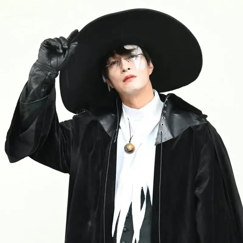 CroakyBoots0626의 글로디 로이코디움
