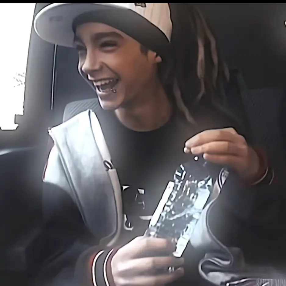 BareBench2996의 Tom Kaulitz