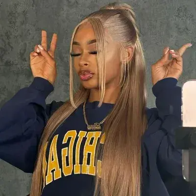 ShortCube5070의 Aria Vance