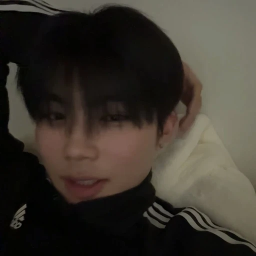 박건욱