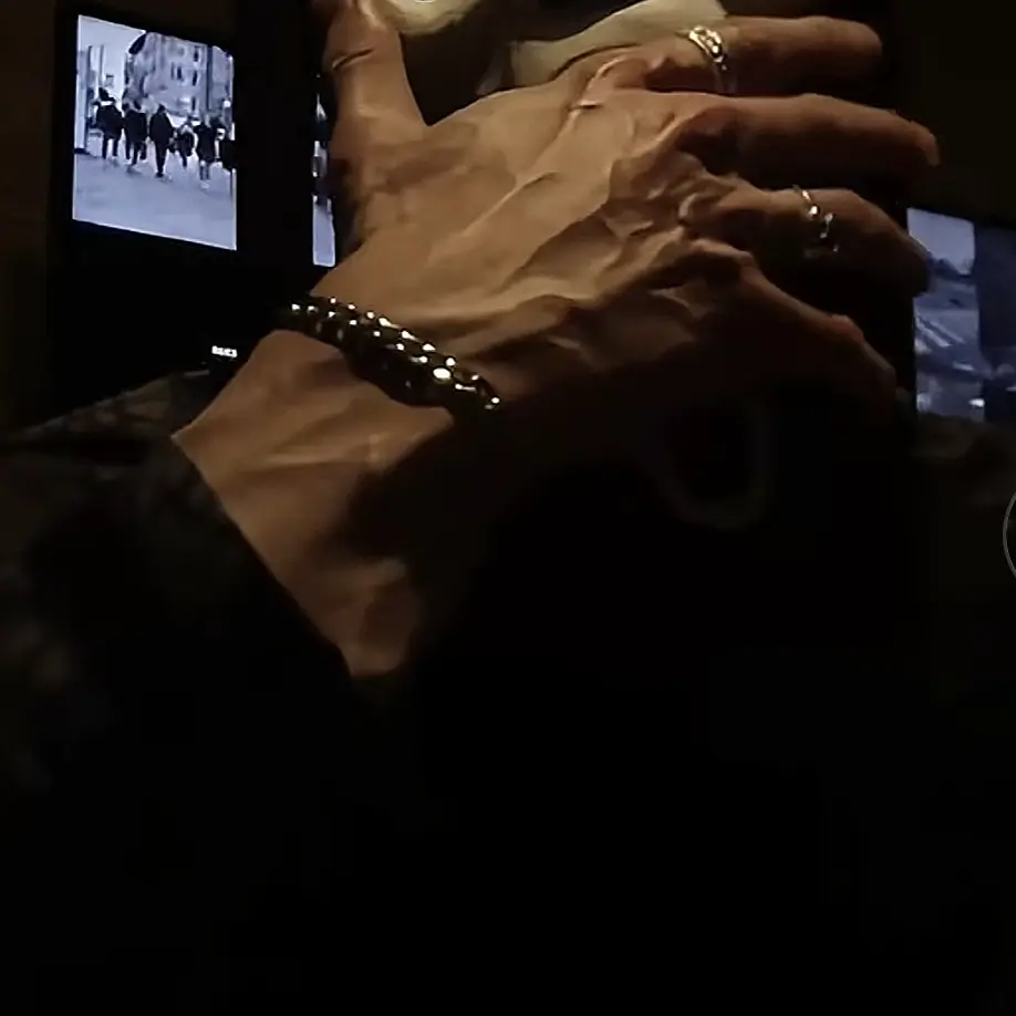 TimelyWaist6004의 路地裏の墓場