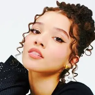 Profile image of Malia