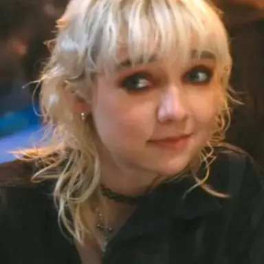 Profile image of Jules Logan