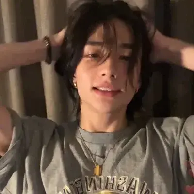 EasyBadge3313의 Boyfriend Minjun