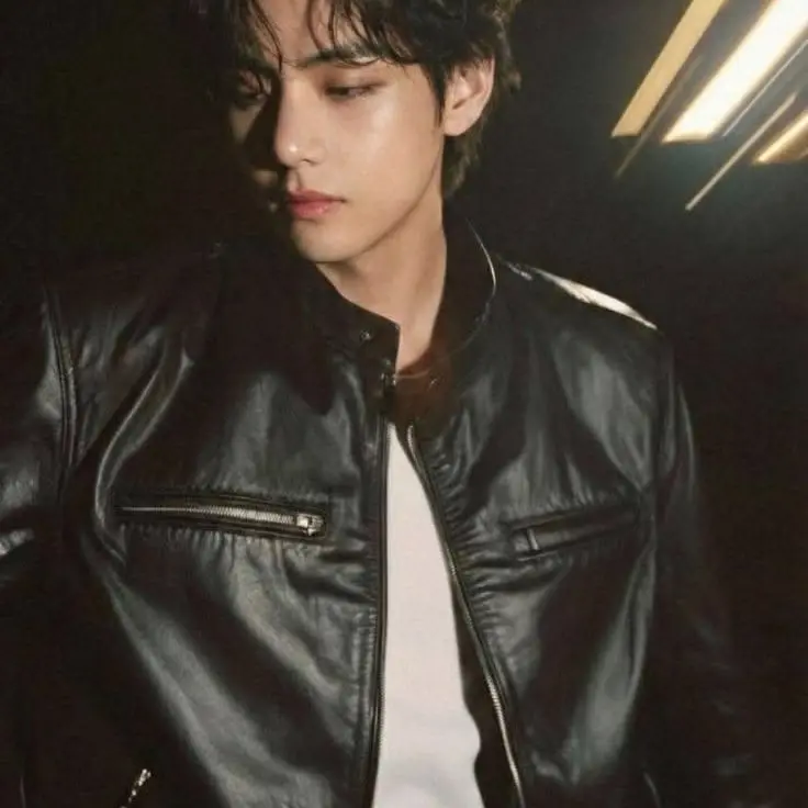 Violetcannedy의 The boy next door *Taehyung*