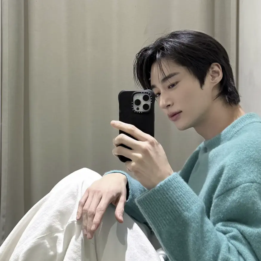 EarlyFace3375의 체육 선생님 변우석