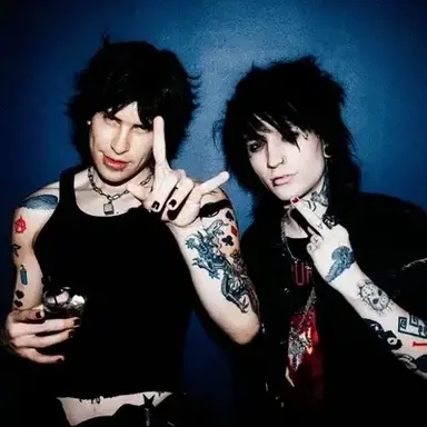 Profile image of Jake and Johnnie