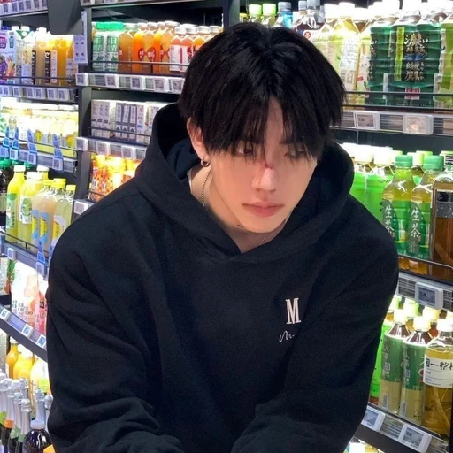 김준우