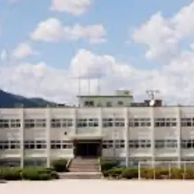 SilentHadh27114의 토이캅 고등학교!