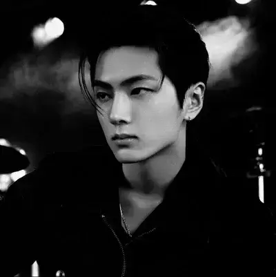 CherryGar4136의 Min-jun