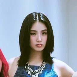 Profile image of MOMOKA