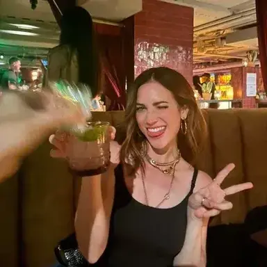 Profile image of Chloe Vance