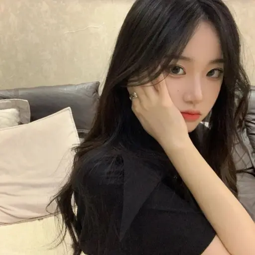 PromptMacaw1447의 이수아