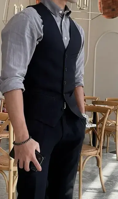 Profile image of Ethan