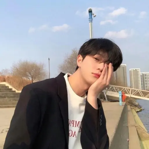 iiwhis의 호빈