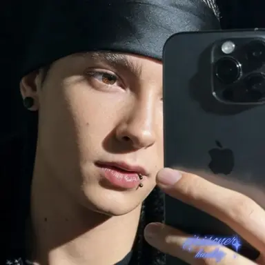 Profile image of Tom