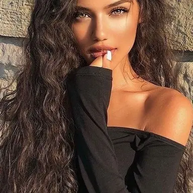 Profile image of Isabella