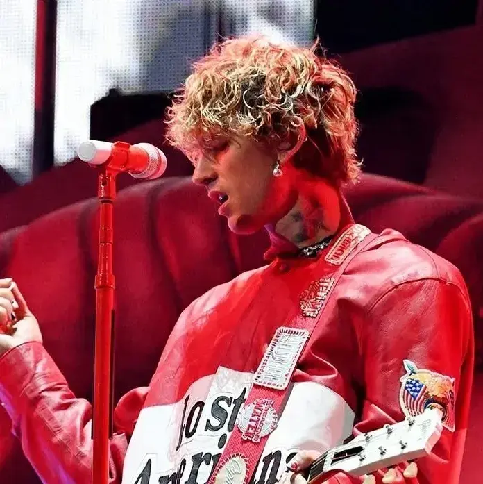 MeltyLemon4600의 Machine Gun Kelly