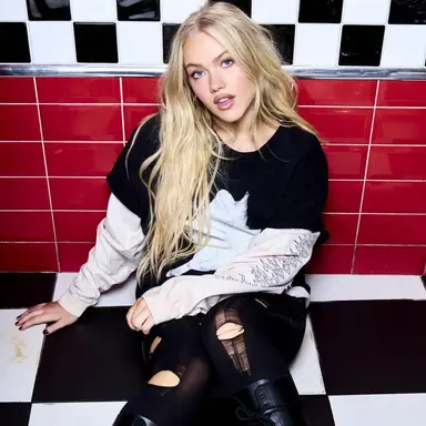 Profile image of Freya Skye