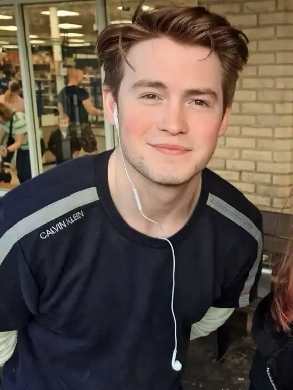 Siren_Arrow의 Kit Connor