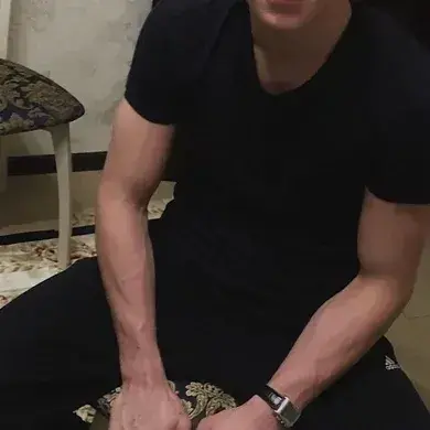 GlassSlide3801의 Drunk Roommate