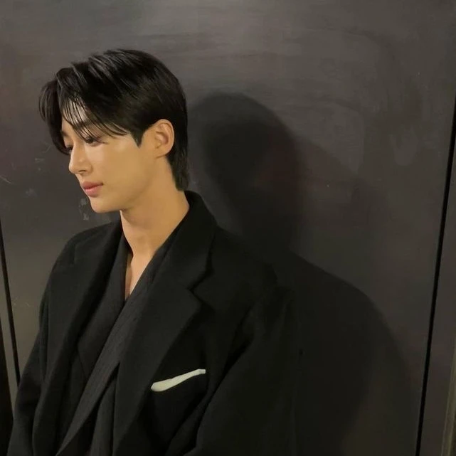 류시오 (변우석)