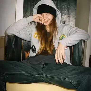 Profile image of Lisa Manoban