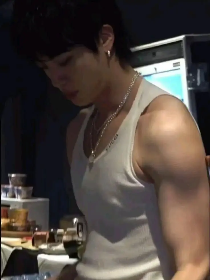 ChewySalt8866의 Kim Seokjin