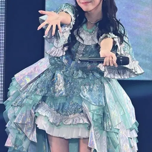 PrettyDuvet9738의 💚ꕤ︎︎·͜·