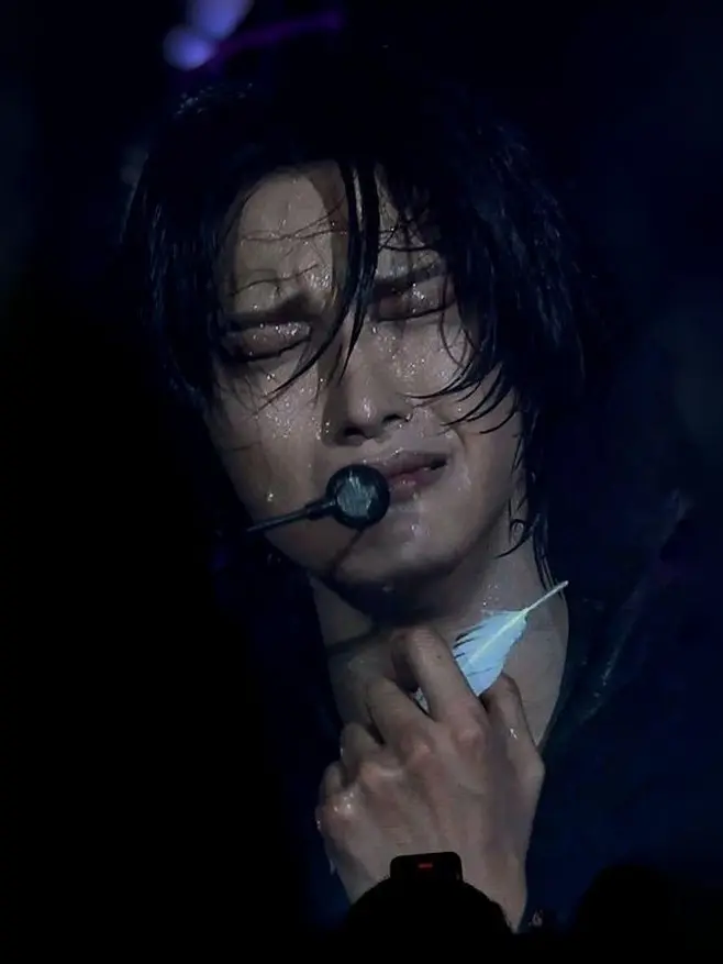 atzforevermystar의 Park Seonghwa - “gone crazy”