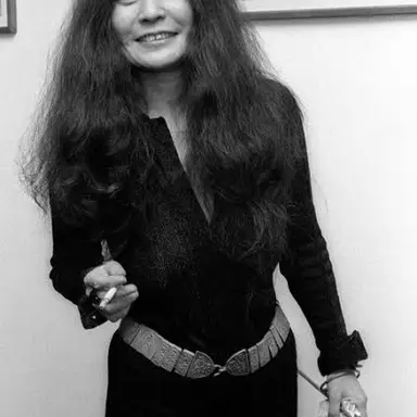 Profile image of Yoko Ono