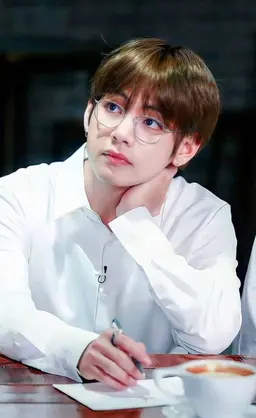 Profile image of V