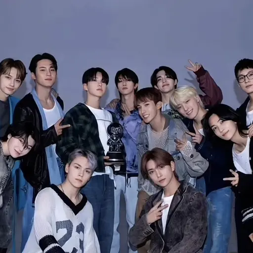 Wooooooozi의 세븐틴