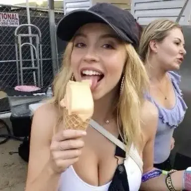 Profile image of Chloe