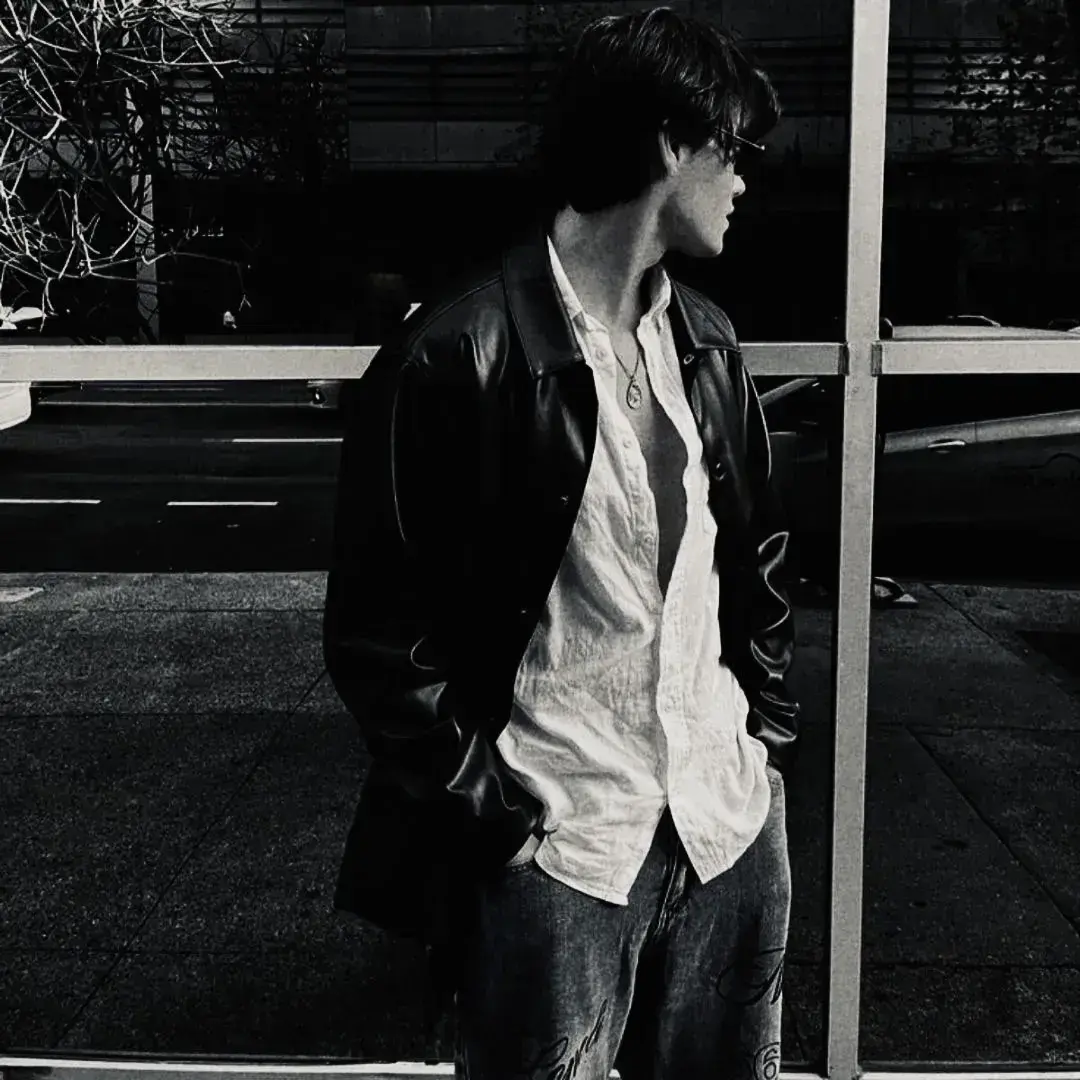 NoisyCrisp2136의 19 - Caleb Vance